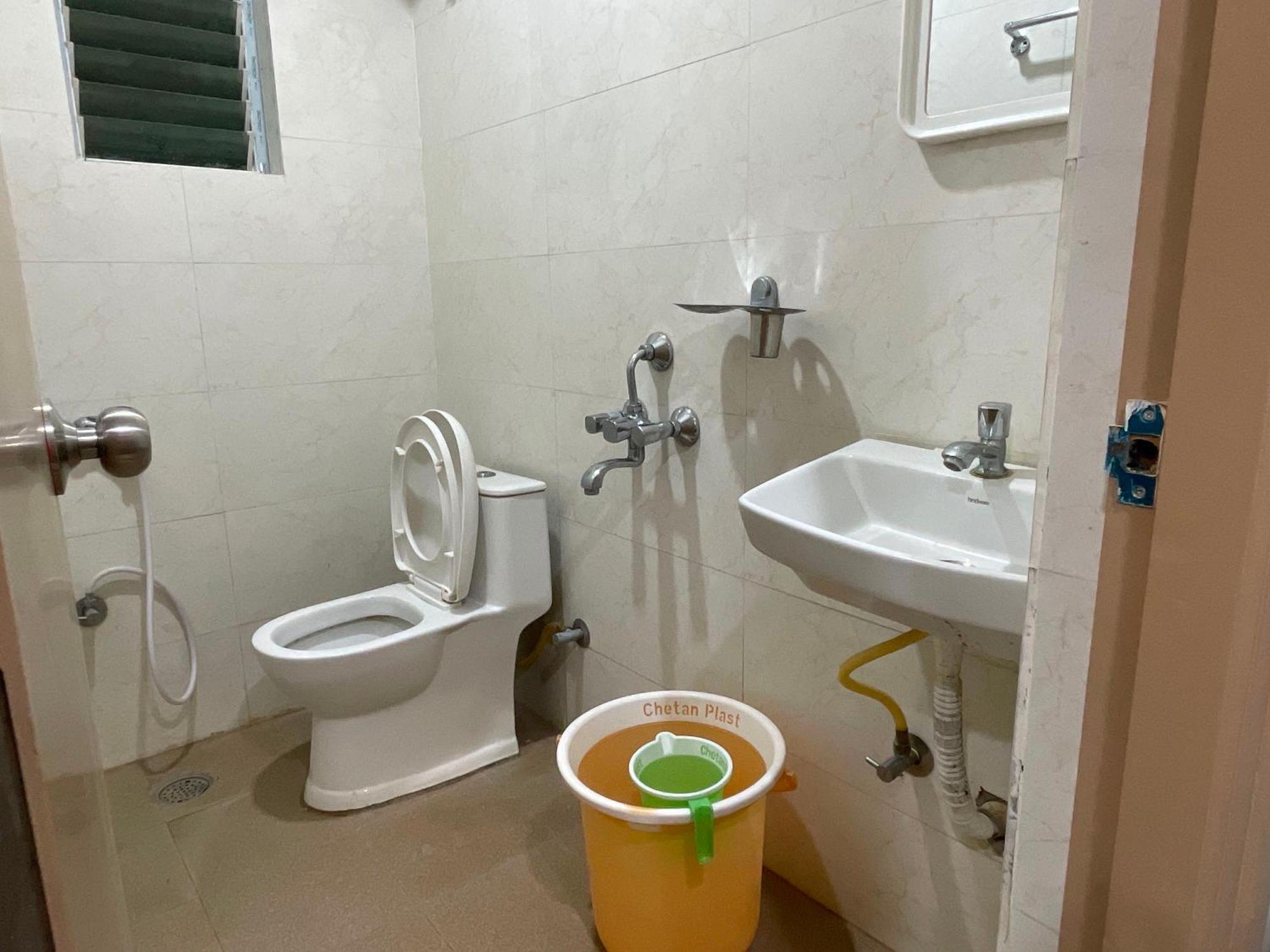 Hotel O Helloworld Tech View Hyderabad Exterior foto